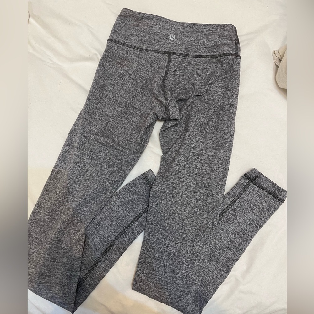 Gray lululemon leggings amazing condition
